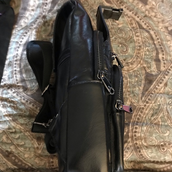 Black PI uncle unisex convertible leather carrier NWT - Picture 4 of 6